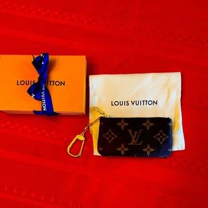 Authentic Louis Vuitton key pouch